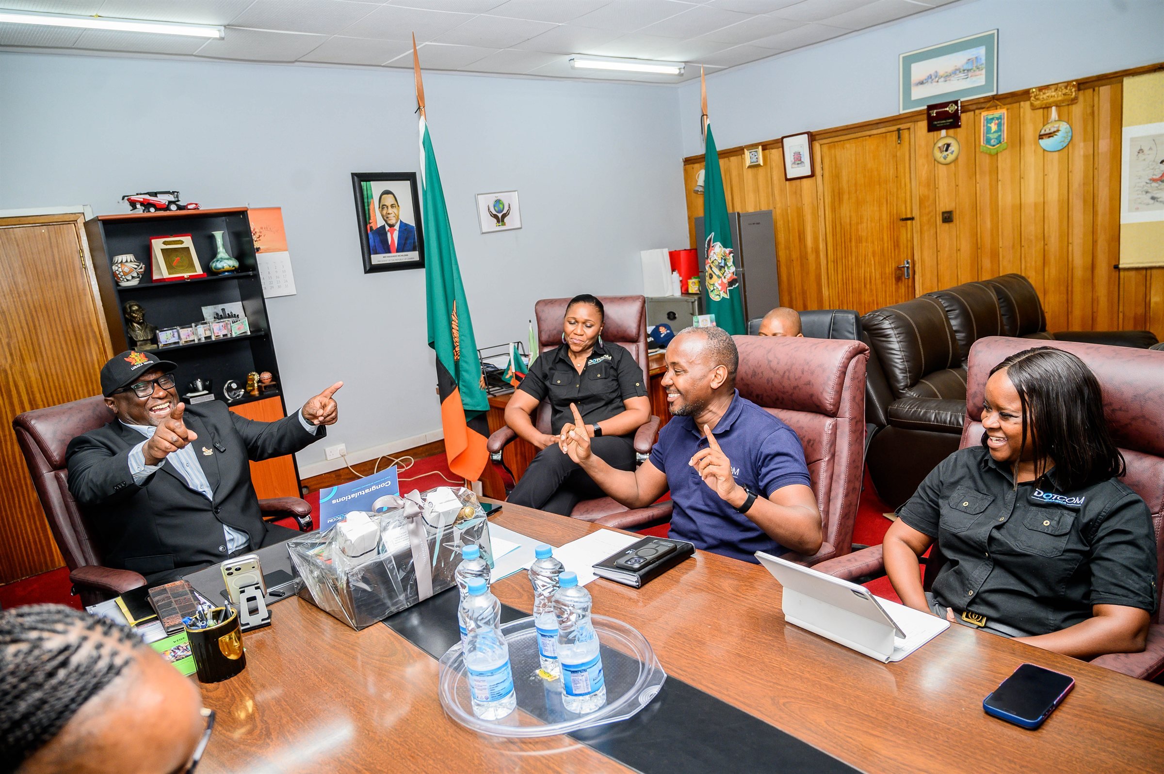 Mayor Chitambala Mwewa sharing a light moment with the Dot Com Zambia delegation
